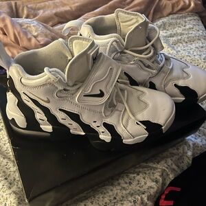 Nike Kids White and Black Sneakers